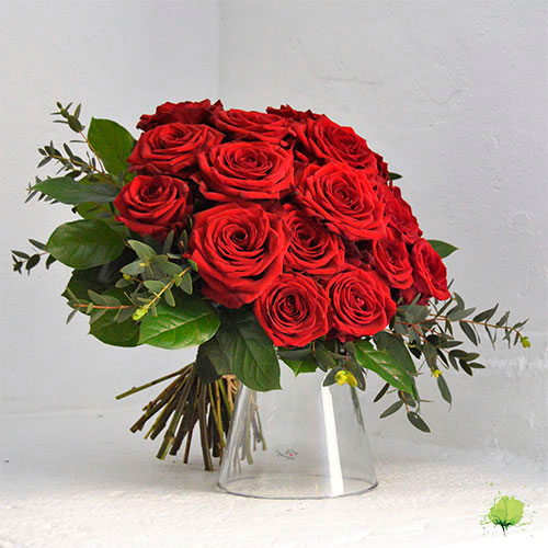 Ramo de Rosas Rojas Bouquet - Blumenaria